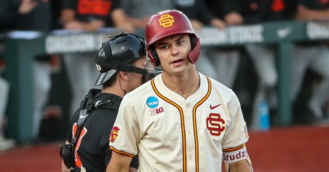 USC Baseball prehrá, bude hrať Oregon State opäť v regionálnom finále

