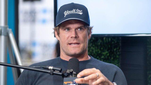 Univerzita tesného konca sa vyvíja podľa rodinných záležitostí pre hviezdy a partnerov NFL

