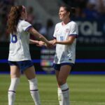 Usnt futbal-Scizzy Rodriguez Marks v debute, zatiaľ čo Spojené štáty porazia Írsko 4-0
