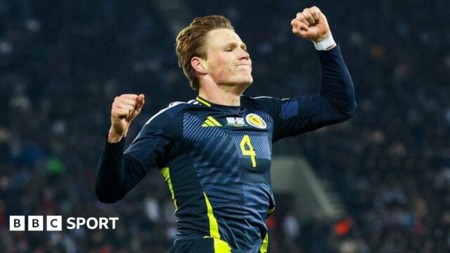 Škótsky Scott McCominay nedokáže dosiahnuť skóre počas zápasu prvej nohy UEFA Ligy 2024/25-OFF medzi Gréckom a Škótskom a Scotiom a Scotiom v Stadio Georgios Karais