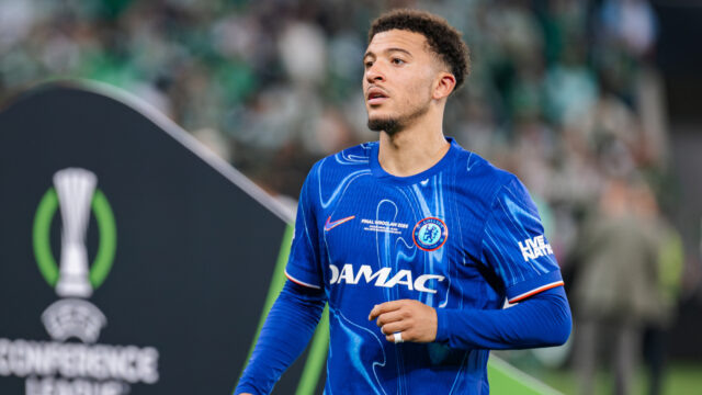 Vyvrhla Manchester United vo výške 25 miliónov GBP.

