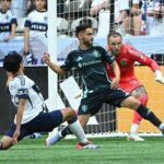 Whitecaps prázdny zvuk ako neporazené pruhy 11