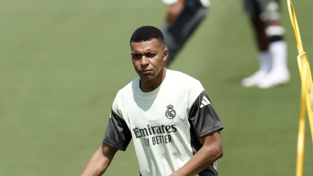 Xabi Alonso v Mbappé návrat do svetového pohára sveta FIFA: Nechcem ísť pred

