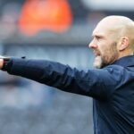 Luke Williams, manažér mesta Swansea, na futbalovom zápase.