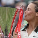 Tatjana Maria celebrates victory over Amanda Anisimova at Queen's
