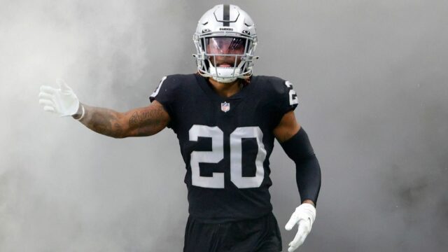Zdroje - CB Damon Arnette, 3 roky mimo NFL, sa pripojí k Texans

