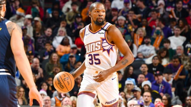 Zdroje - Suns Trade Kevina Durant v raketách v trháku

