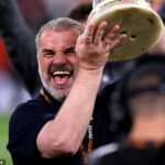 Ange Postecoglou boli zastrelení z Spurs, napriek tomu, že vyhral európsku ligu minulej sezóny