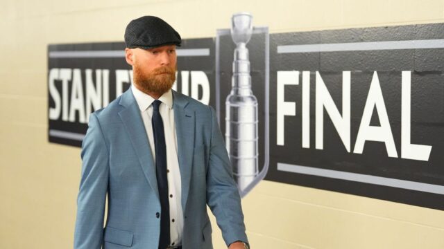 „Beard of the Year“ a viac 2025 Stanley Cup Final Playoff Beard Superlaives


