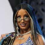 „Mohlo by sa f *** okolo“ - Mercedes Mone zanecháva dôležitý návrh na každý rok do roku 2025