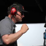 Dale Earnhardt Jr., Connor Zilisch a Jr Motorsports, po tom, čo vyhral preteky série NASCAR Xfinity v Pocono. Zdroj: Getty