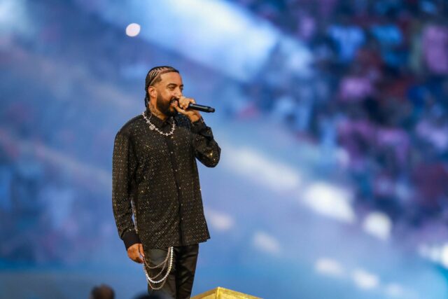 Drake a francúzska Montana v Sean "Prach" Combs CIROC Nový rok 2014 v súkromnom panstve Miami - Zdroj: Getty