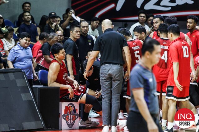 Japeth Aguilar Ginebra PBA Filipínsky pohár semifinále
