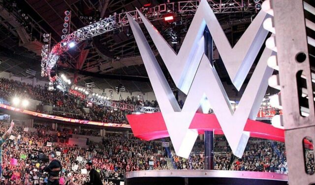 8 -časový majster WWE oficiálne potvrdzuje, že ide do boja po 33 rokoch

