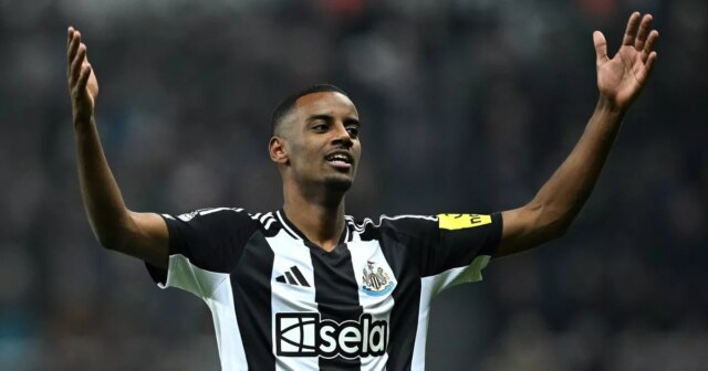 Actualités de transfert de Liverpool: les contraintes PSR expliquées alors qu'Alexander Isak l'intérêt s'intensifie
