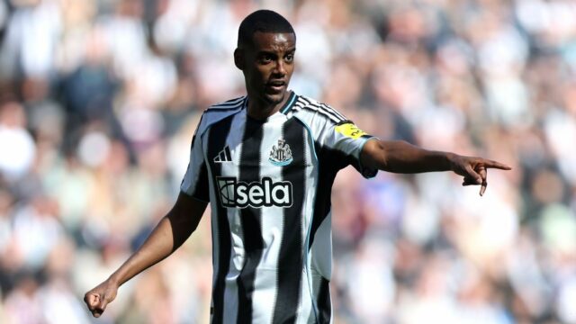 Al Hilal, ktorý sa zaujíma o Alexander Isaac z Newcastle

