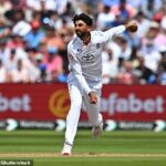Alistair Cook verí, že Anglicko by malo pred Indiou Shoaib bašhiri tretí test