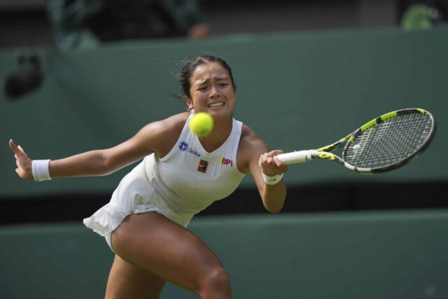 Alex Eala a jeho nemecký partner Eva Lys utrpeli východ do prvého kola v štvorhre žien Wimbledon po tom, čo vo štvrtok padli na Ingrid Martins z Brazílie a Quinn Gleason v Spojených štátoch, 4-6, 2-6.