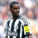 Alexander Isak, cieľ Liverpoolu, povedal, že by mal opustiť Newcastle iba pre tri kluby