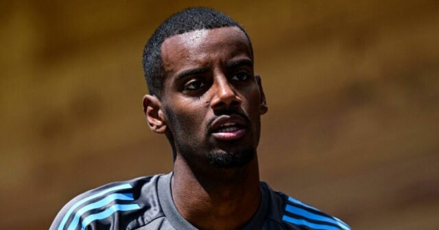 Alexander Isak už postupoval tromi veľkými krokmi k futbalovému športu v Liverpoole.

