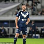 Bývalý Newcastle a Liverpool Forveti Andy Carroll sú spojení s hnutím šokov s mestom Non -League Chelsmford City