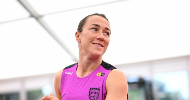 Anglická hviezda Lucy Bronze robí francúzsku predpoveď otvorenia zápasu Euro

