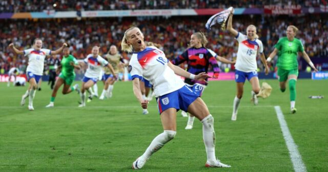 Anglicko levy stratiť obrovské množstvo peňazí na cenu eura ihneď po návrate domáceho futbalového športu

