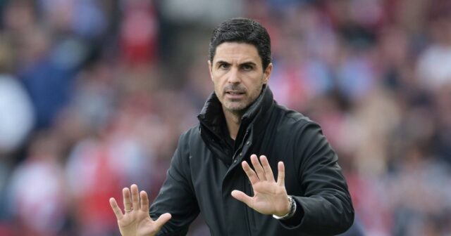 Arsenal Transfer News: Gunners libére le défenseur alors que l'ex-Man Utd Villain accepte le déménagement
