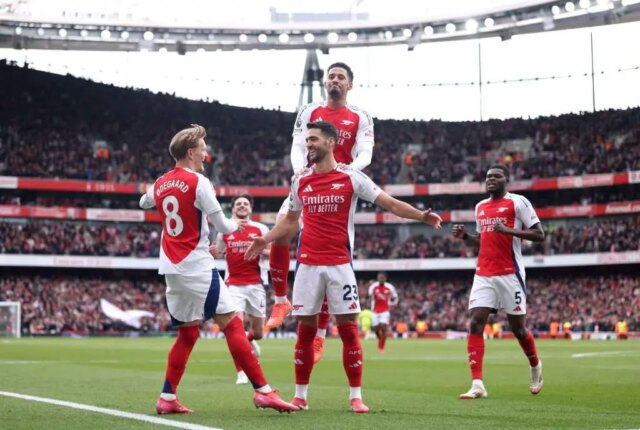 Arsenal reaguje na záujem Williama Saliba o Real Madrid

