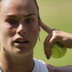 Aryna Sabalenka z Bieloruska reaguje, keď hrá Amandu Anisimova del Spojené štáty americké počas semifinále singlov na Wimbledon Tennis Championships v Londýne vo štvrtok 10. júla 2025.