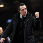Villa monitoruje Jacksonovu situáciu v Chelsea uprostred svojej neistej budúcnosti