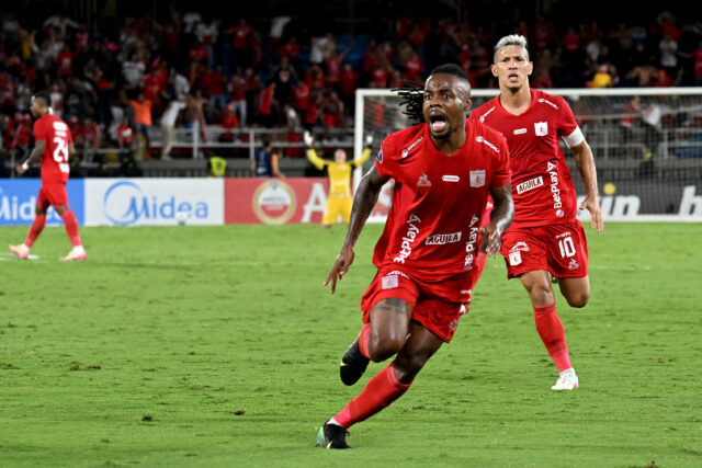 �� Bahia zo Sula, América Cali-Face Chrípka za posledných 16