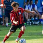 Article image:Barcelona snap up 18-year-old midfielder