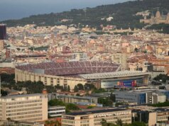 Oficiálne: Barcelona oznámila novú podporu Spotify Camp Nou Barcelonská rada posiela správy od Spotify Camp Nou na Hansi Flick