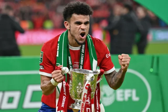 Bayern Mníchov je určený na predloženie novej ponuky 70 miliónov euro pre Liverpoolský Luis Díaz

