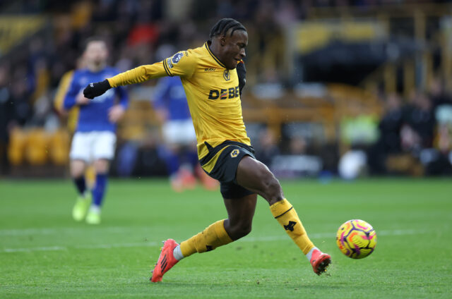     Bellegalde odráža vlkov vlkov alebo molineux pripravených na test Laliga Test