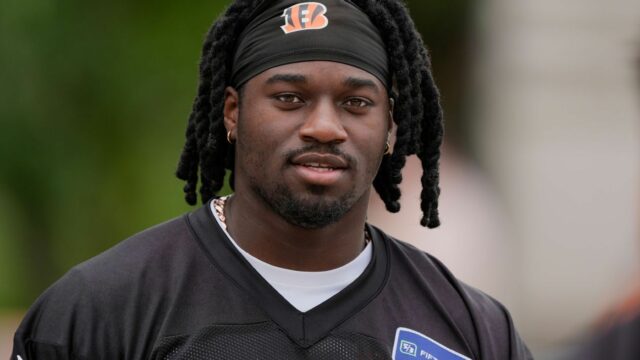 Bengals Prez Brown - „Alear“ Schemar Stewart stále nepodpísaný

