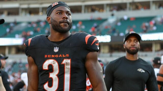 Bengals umožňuje veteránovi RB Zack Moss po 1 sezóne

