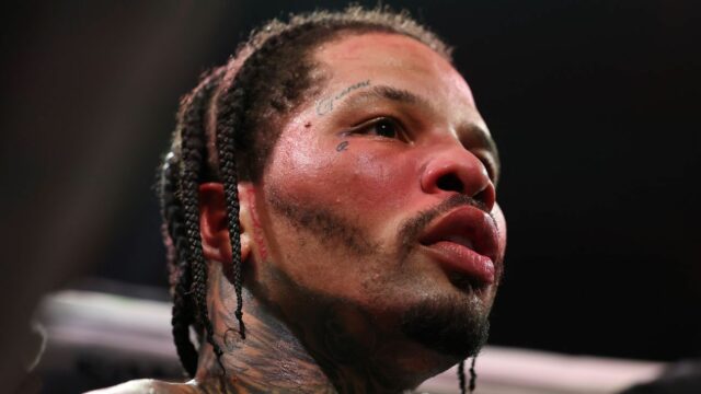 Boxingová hviezda Gervont Davis zatknutá v Miami pri nabíjaní batérie

