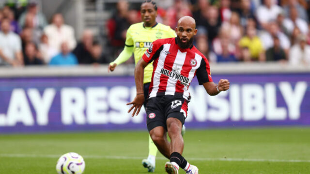 Brentford prijme opatrenia proti Bryanovi Mbumuovi uprostred ľavej strany do Manchesteru United, Ineos a desiati

