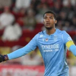 Brest a Panathinaikos vyšetrujú Nantes 'Alban Lafont