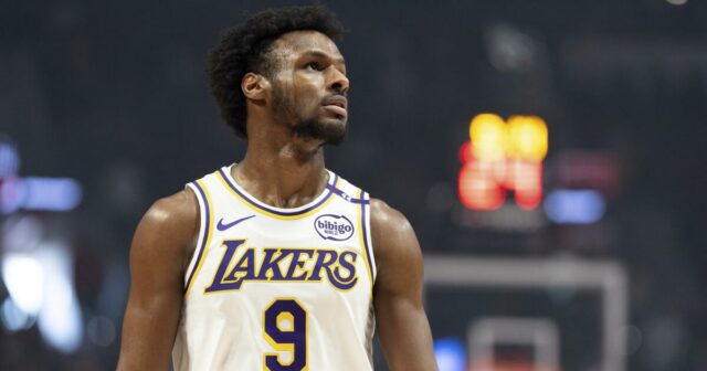Brongy James hrá Coy pre budúcnosť LeBronu s Lakersom

