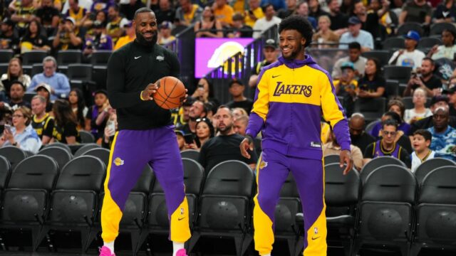 Bronny James hovorí, že nevenuje pozornosť LeBronovým špekuláciám

