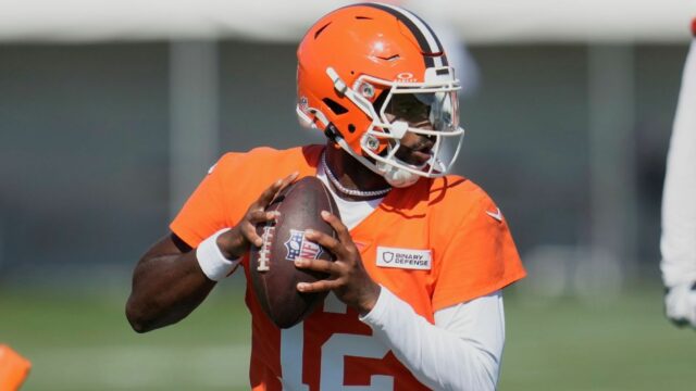 Browns 'Sherdeur Sanders hovorí, že obmedzené opakovania „nie sú v mojej kontrole“

