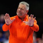 Bruce Pearl hovorí možný beh senátu USA