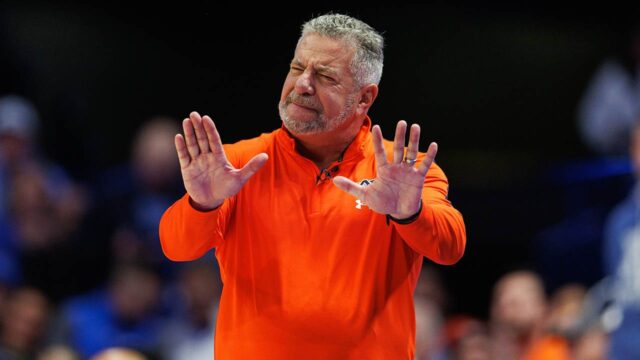 Bruce Pearl hovorí možný beh senátu USA

