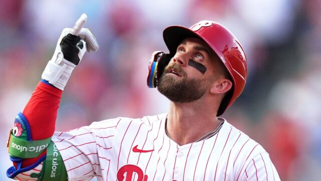 Bryce Harper, Rob Manfred Clash o stropu platov: správy

