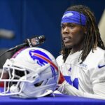 Buffalo Bills Corner Maxwell Hairston (31) hovorí s médiami po nováčikovej minikampe