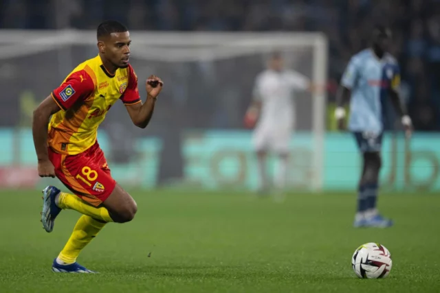 Burnley sa pohybuje podľa Andy Dieufa riskuje

