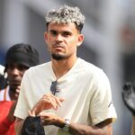 Bývalá hviezda Liverpoolu silne varuje pred Bayern z Mníchova a podpisuje Luisa Diaza